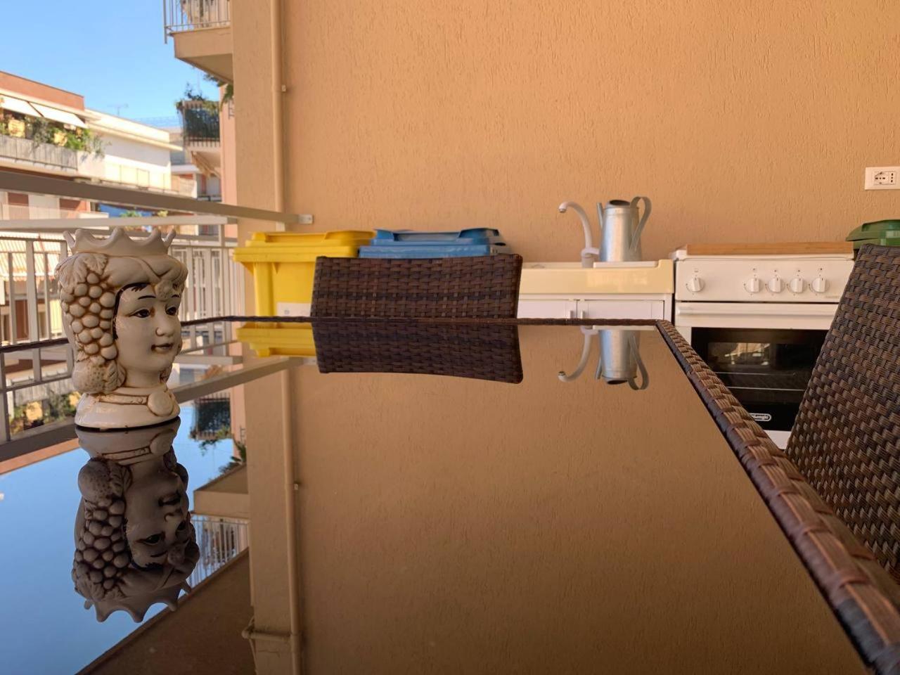 Eolian Port B&B Milazzo Oda fotoğraf